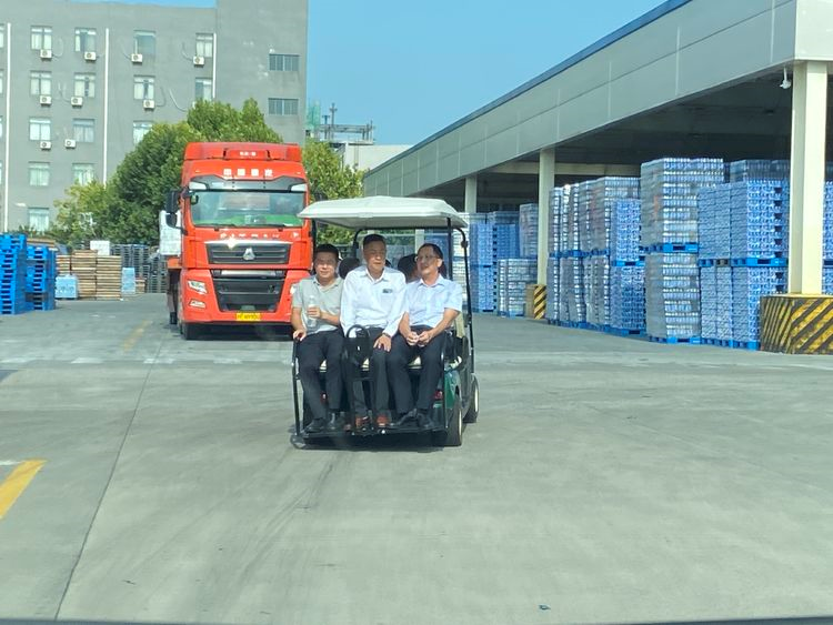 江門市蓬江區(qū)委副書記馬品高一行蒞臨康師傅、PMI杭州基地參觀指導(dǎo)！